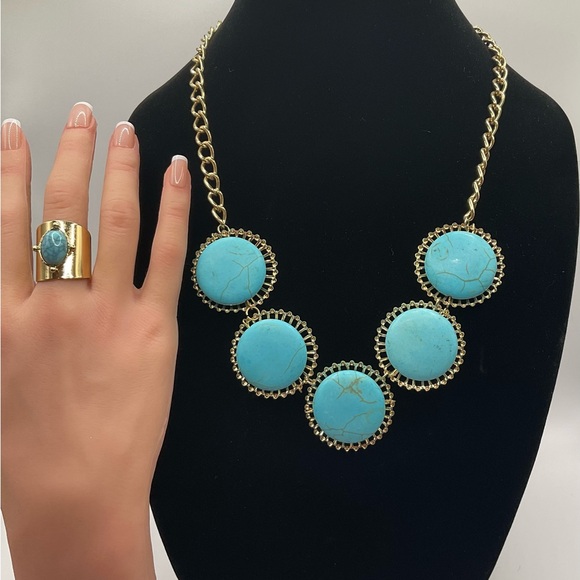 Gold and Turquoise Necklace and Ring Set - Picture 3 of 9